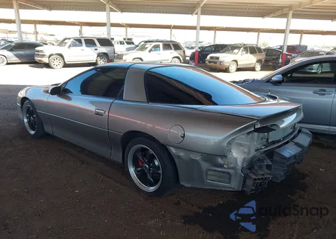 2001 Chevrolet Camaro из США, поврежденный, VIN 2G1FP22KX12140985